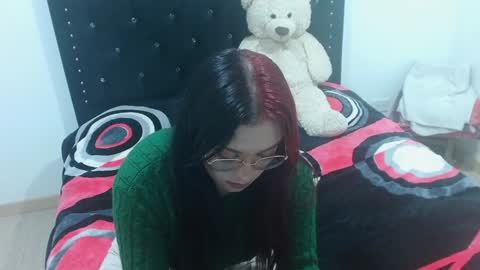 Selene G  online show from December 29, 12:09 am