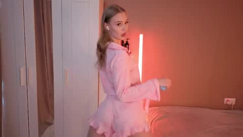 Selina online show from May 31, 1:17 pm