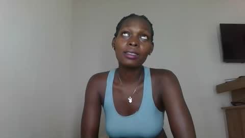 sellinprinces online show from October 1, 9:42 pm