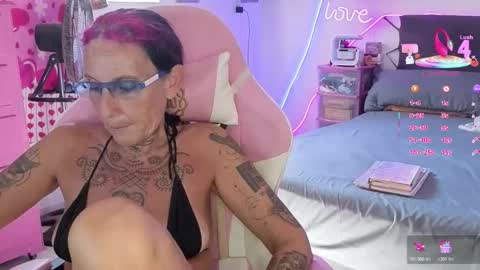Selvaggia Del Caribe online show from May 2, 9:18 pm