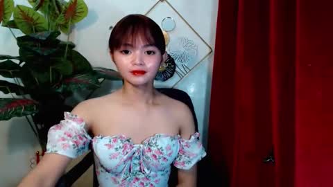 sensational_yeng online show from November 17, 5:24 pm