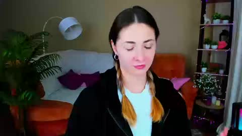 sensitiveheartt online show from January 15, 11:38 am