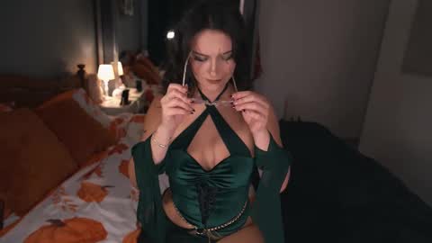 Snapshot of sensual_jassmine chatting on October 14, 3:03 pm Jasmine online show from October 14, 3:03 pm