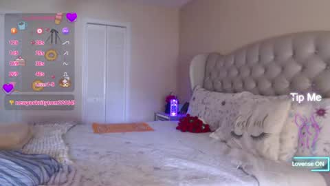 V online show from July 24, 8:06 pm