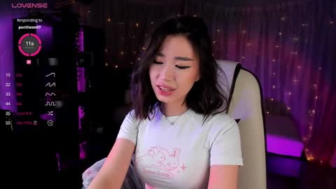 Snapshot of sensualily chatting on February 27, 5:04 pm Kiki online show from February 27, 5:04 pm