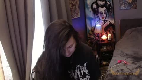Tara online show from May 8, 1:03 pm