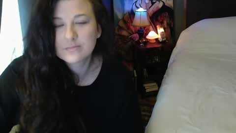 Tara online show from February 21, 1:33 pm