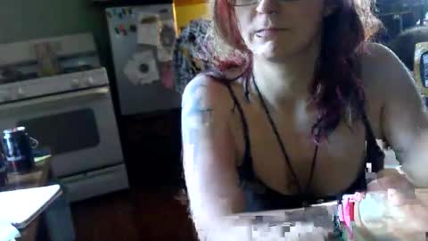 senyahki online show from January 17, 2:13 pm