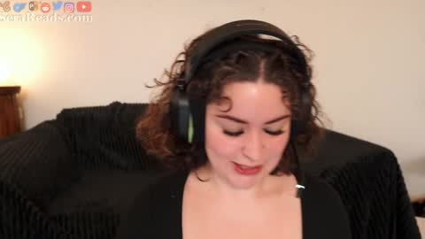 SeraReads online show from November 22, 2:42 pm