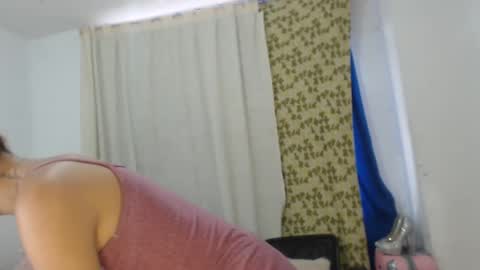 Snapshot of sex_forever77 chatting on March 4, 8:05 pm Karol y antony online show from March 4, 8:05 pm