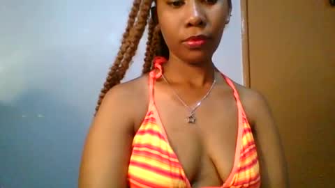 Snapshot of sexie_curvie chatting on February 1, 7:26 am Maggie online show from February 1, 7:26 am