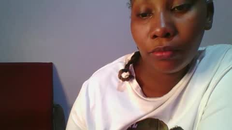 Snapshot of sexie_curvie chatting on September 14, 5:22 pm Maggie online show from September 14, 5:22 pm