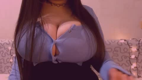 Julia online show from January 7, 2:09 pm