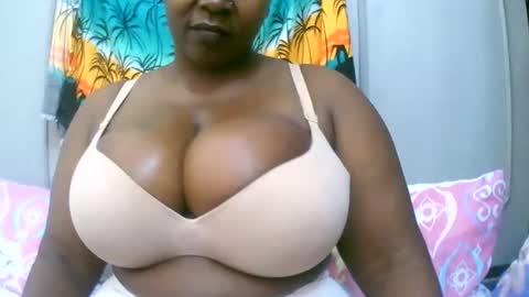 sexxi_ebony online show from February 11, 5:20 am
