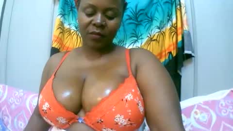 sexxi_ebony online show from January 16, 5:20 pm