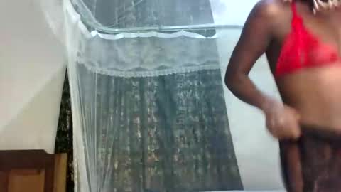 Dolly online show from April 25, 5:43 pm