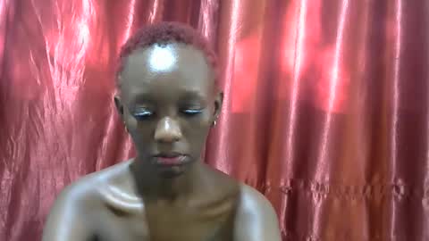 Snapshot of sexxy_veee chatting on September 25, 4:44 am sexxy_veee online show from September 25, 4:44 am