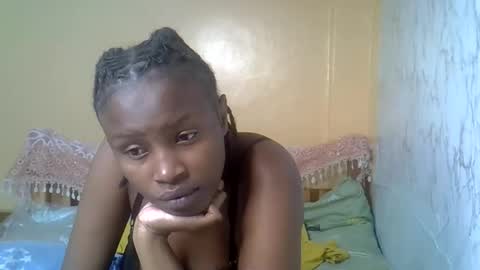 Snapshot of sexxyjey_ chatting on October 7, 7:13 am sexxyjey_ online show from October 7, 7:13 am