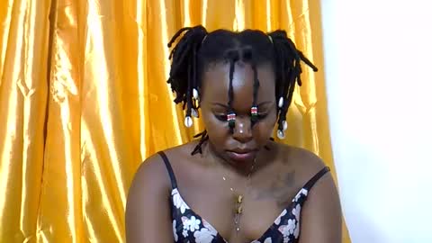 CurvyGoddess online show from March 8, 2:04 am