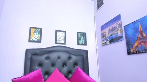 sexy_candy18x online show from July 25, 2:18 am
