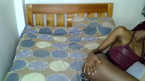 sexy_charliee online show from March 16, 2:32 pm