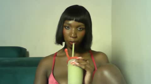 sexy_chocoy05 online show from February 5, 10:40 am