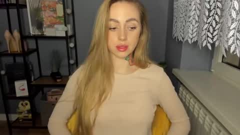 Snapshot of sexy_coralie chatting on December 20, 3:31 pm C o r a l i e online show from December 20, 3:31 pm