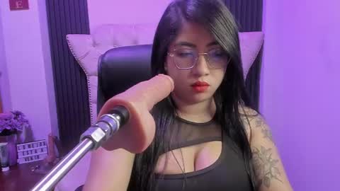  C R I S T A L  online show from June 20, 12:47 am