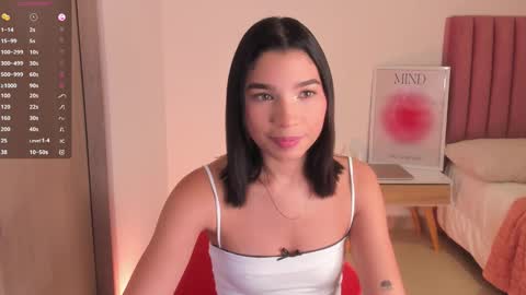 Snapshot of sexy_dreams19 chatting on February 4, 2:07 am My name is Keyty H. Welcome  online show from February 4, 2:07 am