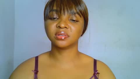 Clara online show from October 13, 1:19 am