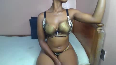 Ellahh online show from December 21, 4:28 am