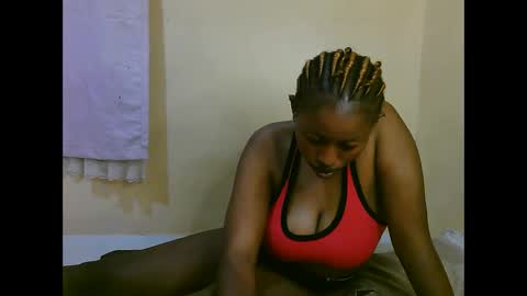sexy_latasha online show from May 13, 6:35 pm