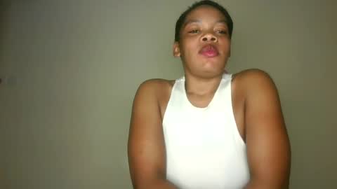sexy_lyna online show from August 3, 12:00 pm