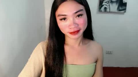 Snapshot of sexy_mikaxoxo chatting on February 9, 3:01 pm mika online show from February 9, 3:01 pm