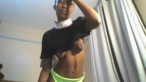 SEXY MOMAH online show from January 12, 10:59 pm