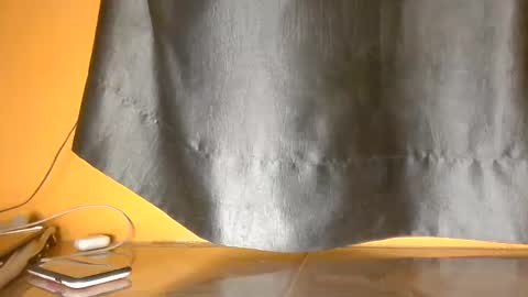 sexy_petitqueen online show from June 25, 5:12 am