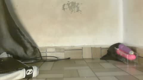 sexy_petitqueen online show from May 1, 4:37 am