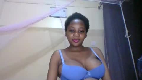 Snapshot of sexy_short chatting on September 19, 8:08 pm Janet online show from September 19, 8:08 pm