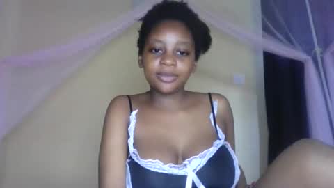Snapshot of sexy_short chatting on October 13, 9:12 am Janet online show from October 13, 9:12 am