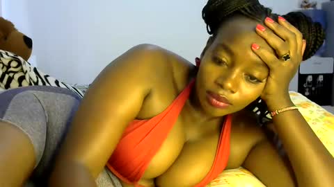 laura online show from February 13, 7:56 am