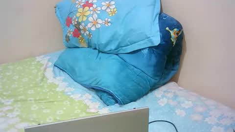 Tiffah online show from October 28, 9:19 pm