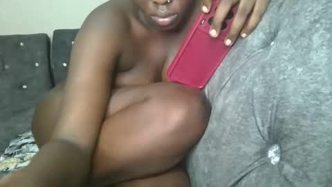 Snapshot of sexy_wendy5 chatting on December 10, 5:11 pm wendy online show from December 10, 5:11 pm