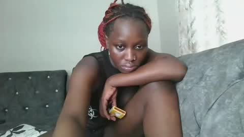 Snapshot of sexy_wendy5 chatting on December 6, 12:02 am wendy online show from December 6, 12:02 am