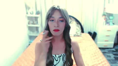 sexy yllone online show from April 23, 11:17 am