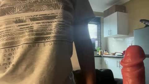 sexyasszeeee online show from November 17, 1:01 pm