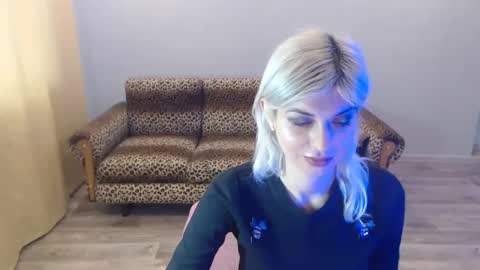 Snapshot of sexybeatriice chatting on January 11, 7:06 am sexybeatriice online show from January 11, 7:06 am