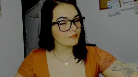 sexychubbyanna online show from July 13, 4:46 am