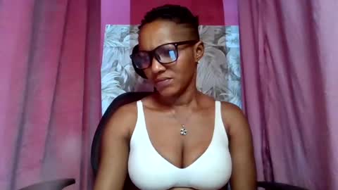 sexydoll32 online show from August 1, 12:23 am