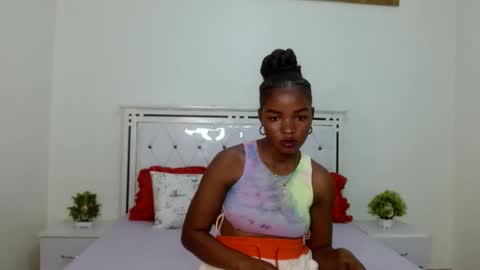 SexyEbony online show from February 8, 4:35 pm