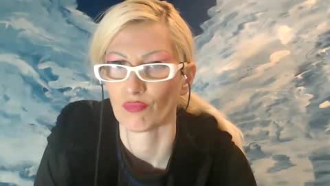 ENI pvt moan your name  WHEN I M NOT online you tell me in SNAPCHAT deal yes add me...  FREE TWITTER magiconline101...... online show from December 28, 6:40 pm